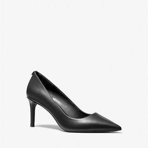 Michael Kors Leather Pumps